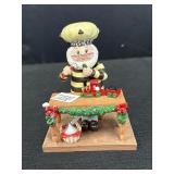 Hersheyï¿½s '10 Days Til Christmas' Figurine