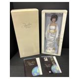 Franklin Mint The Jackie doll in white satin g