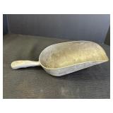 13" Aluminum Scoop