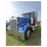 2010 Kenworth Semi - title