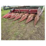 IH 1063 6 Row Corn Head