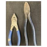(2) Parallel Action Flat Nose & Cutting pliers