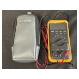 Fluke 83 Multimeter w/ case