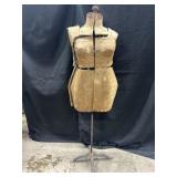 Vtg. dress form