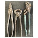 Variety of pliers - battery terminal, hog ring, &