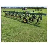3pt JD RM 8 Row Cultivator w/ end transport