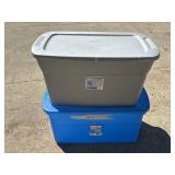2 Sterilite 30 gal totes