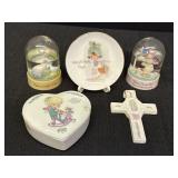 Precious Moments heart trinket box, 2 globes,