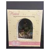 Classic Treasures Musical Lighthouse Waterglobe