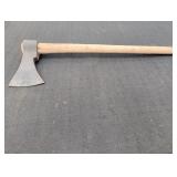 Tomahawk Axe, Axe head 5in long, handle 16in long