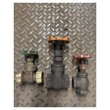 (3) Brass Gate Valves - 1in, 3/4in