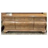 Century 9 Drawer Dresser