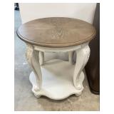 Traditional Cottage Design Round End Table