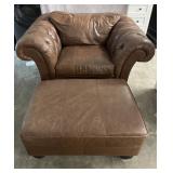 Bernhardt Leather Chesterfield Style Club Chair