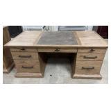 6 FT Hooker Oak Grain Finished Desk