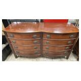 Harmony House Serpentine 8 Drawer Dresser