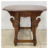 Traditional Design Drop Leaf Side Table