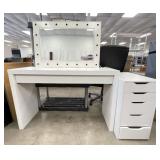Vanity w/ Hollywood Style Lighted Mirror
