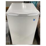 Avanti Compact Refrigerator