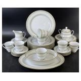 Nortiake Eugenia Serving & Dinnerware