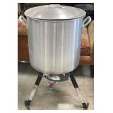 Stock Pots & Outdoor Cooker