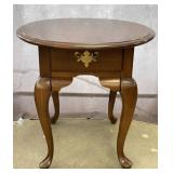 Traditional Queen Anne End Table