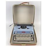 Vintage Royal Typewriter in Case