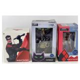 Diamond Gallery Diorama & More - DC Comics