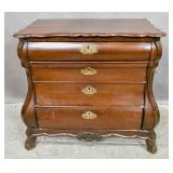 Dutch mahogany 4-drawer chest Dutch mahogany 4-drawer chest