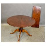 Georgian style mahogany circular dining table