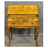 Italian fruitwood lady