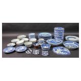 Group of Asian style blue & white porcelain