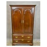 Georgian style mahogany linen press