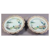 Pair of Chinese export porcelain dishes
