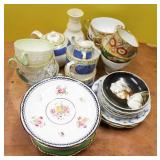 Group of assorted European porcelains