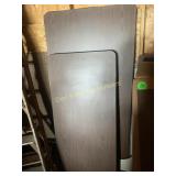 2 Folding Tables