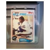 1982 Topps Lawrence Taylor rookie