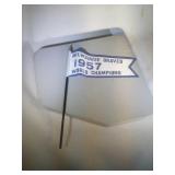 Milwaukee Braves championship flag - 8 inches