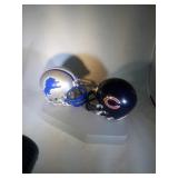 lot of 2 Riddell mini helmets - Bears and Lions