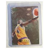 1996-97 Premium Kobe Bryant ROOKIE CARD SkyBox-Los