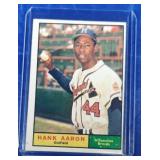 1961 Topps #415 Hank Aaron Milwaukee Braves Henry
