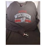 2 Wisconsin Badgers Mens Large Thermal/Tee
