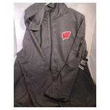 Wisconsin Badgers Mens Large zippered thin hoodie