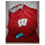 Wisconsin Badgers Mens Large zip up pullover