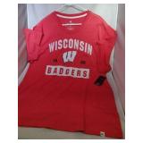 3 Wisconsin Badgers Mens XL shirts - one zippered