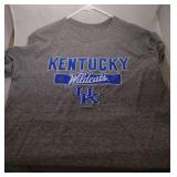 2 Kentuck Wildcats mens Large T shirts