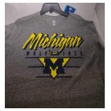 3 Michigan Wolverines Mens Large Tshirts