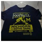 3 Michigan Wolverines Mens Large (2)Tshirts,Hoodie