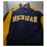 1 Michigan Wolverines Mens Large zipper jacket