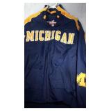 1 Michigan Wolverines Mens Large zipper jacket
